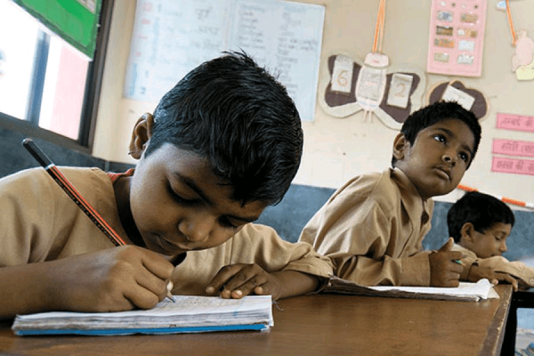 යුනිසේෆ් සංවිධානයෙන් දරුවන් ගැන වාර්තාවක්