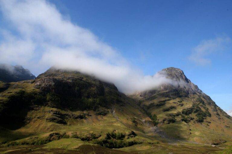 Glen Coe ගිහින් නොඑන ගමන් ගිය කඳු නඟින්නන්!