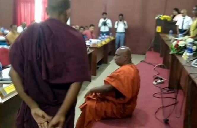 ත්‍රිකුණාමලයේ විහාරයක් සඳහා පනවා තිබූ නියෝගයක් ඉවත් කෙරේ