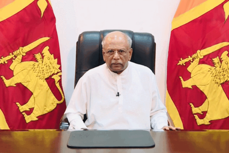 අගමැති දිනේෂ් යළි දිවයිනට