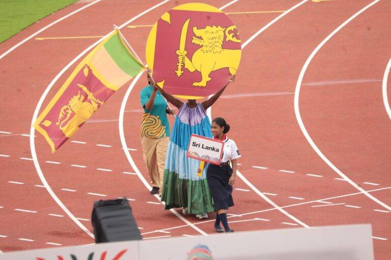 ඇමතිගේ රාජ්‍යතාන්ත්‍රික මැදිහත්වීමෙන් වීසා ගැටළුව විසඳෙයි