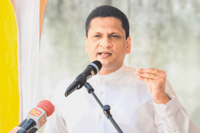 ලන්සලාගේ අලුත් පක්ෂයේ පළමු ජන රැලිය ලබන මාසයේ …