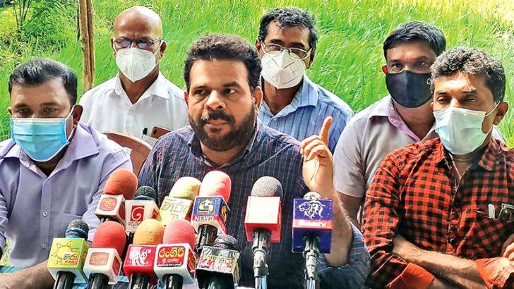 වගා බිම් විනාශයට එරෙහිව සමස්ත ලංකා ගොවිජන සම්මේලනය ශ්‍රේෂ්ඨාධිකරණයට!