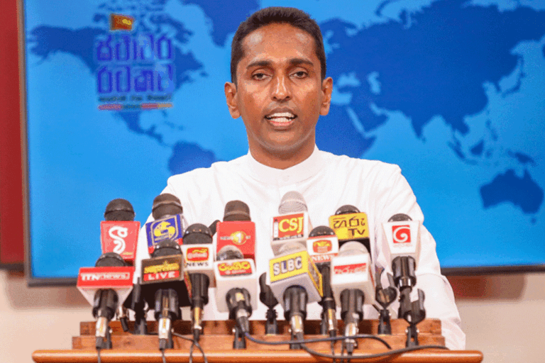 වගාවන් සඳහා රසායනික පොහොර 70% කාබනික පොහොර 30% යෙදීමට නිර්දේශයක් – ඩී. වීරසිංහ