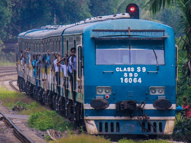කෝච්චි ගමනත් අවසන් ද ?