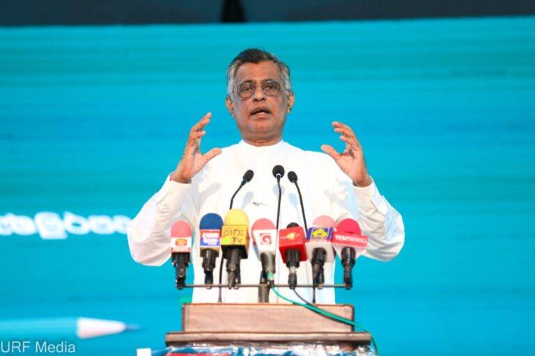 පාන් පිටි ගැසට්ටුවෙනුත් මුදල් අමාත්‍යංශය ජාවාරම්කාරයන්ට සහන දීලා!