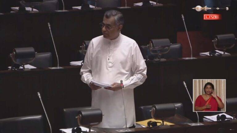 සෞඛ්‍ය අර්බුදය විසඳන්න නම් අවංක විශේෂඥ පිරිසක් ඕනේ – චම්පික