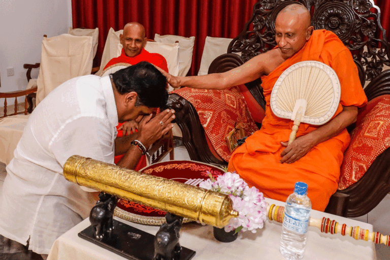 ආගමික සිද්ධස්ථානවල නවීන තාක්ෂණික උසස් අධ්‍යාපනය ලබා දෙන මධ්‍යස්ථාන ඇති කරනවා – සජිත්