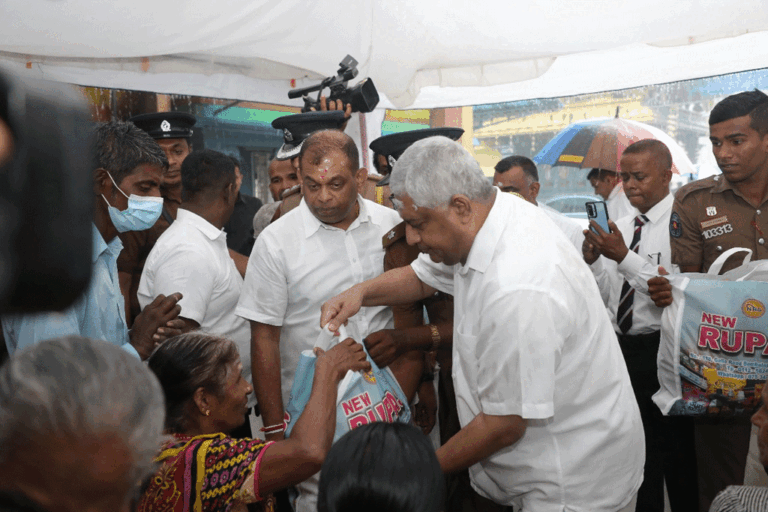 157 වන පොලිස් දින සැමරුම වෙනුවෙන් සර්ව ආගමික වැඩසටහන් රැසක් ඇමති ටිරාන්ගේ ප්‍රධානත්වයෙන්