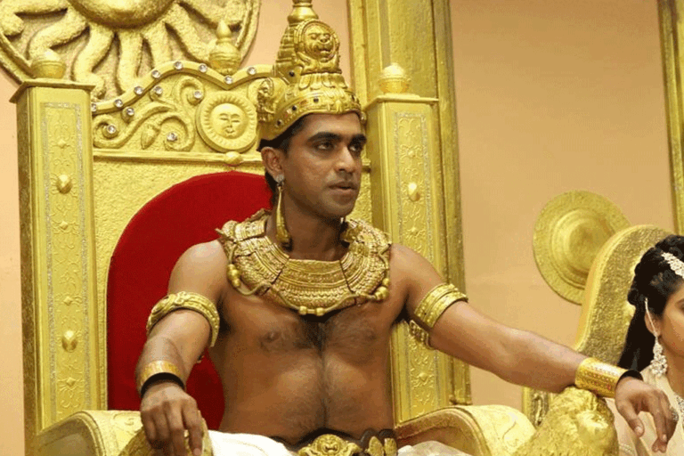 උද්දික පුතාට වෙඩිතැබීමේ නාටකය හෙළිවෙයි. පොලිස් ලොක්කෙකුත් හවුල් !