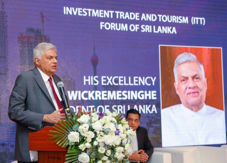 චීන ව්‍යාපාරිකයන්ට ජනපති රනිල්ගෙන් ඇරයුම්!