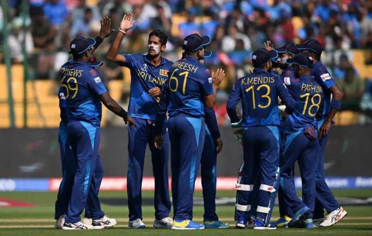 අවසානයට අර්ජුනගේ නායකත්වයෙන් ලෝක කුසලානයකදී එංගලන්තයට පැරදී ඇති ශ්‍රී ලංකාව තව දුරටත් අපරාජිත වාර්තාව රැක ගනියි
