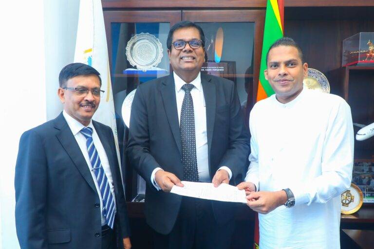 ඉඩම් ප්‍රතිසංස්කරණ කොමිසමට නව සභාපතිවරයෙක් !