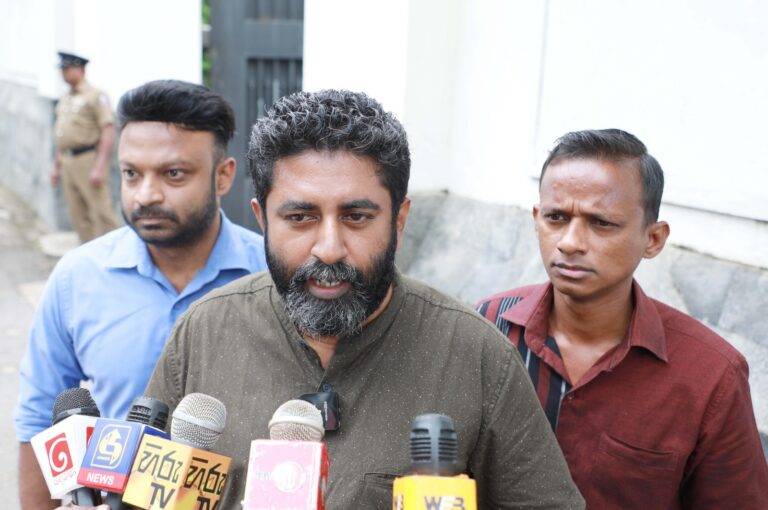හොර රහසේ විදුලි වාහන 119ක් ගෙන්වීම ගැන අල්ලස් හෝ දුෂණ විමර්ශන කොමිසමට පැමිණිල්ලක්!