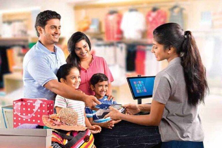 කොමර්ෂල් බැංකුවෙන් ත්‍යාග පිට ත්‍යාග වගේම අයිෆෝන් 15 Pro එකක් දිනා ගැනීමේ අවස්ථාවක්!
