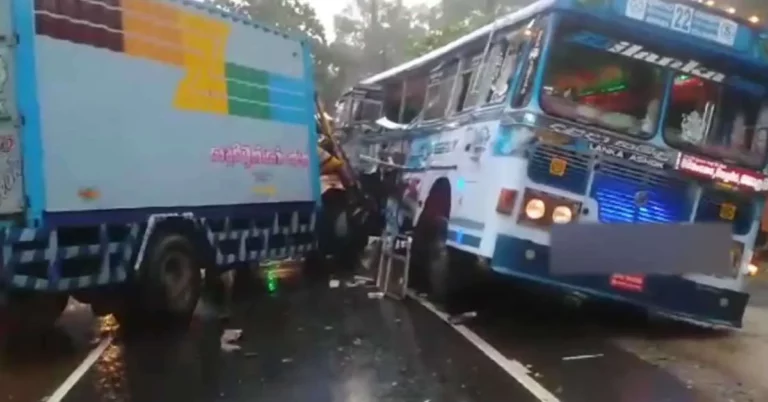 අද තවත් රිය අනතුරු 2ක් වාර්තා වෙයි – සිසුන් 15කුත් රෝහලේ