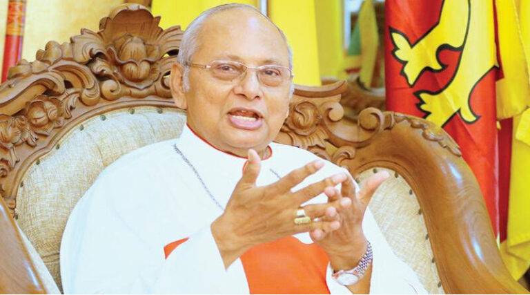 හිටපු ජනාධිපති ගෝඨාභයගේ නිවේදනය සම්බන්ධයෙන් අගරදගුරු හිමිපාණන්ගේ අප්‍රසාදය!