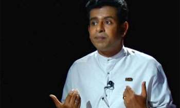 මන්ත්‍රී බුද්ධික පතිරණ නීති විභාගය කොපි කරලා?