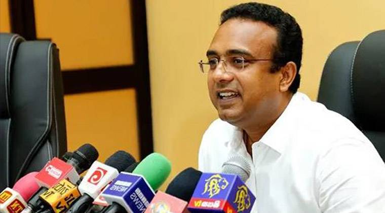 මනූෂ තම සහෝදරයා ගැන පළමුවරට කට අරී!