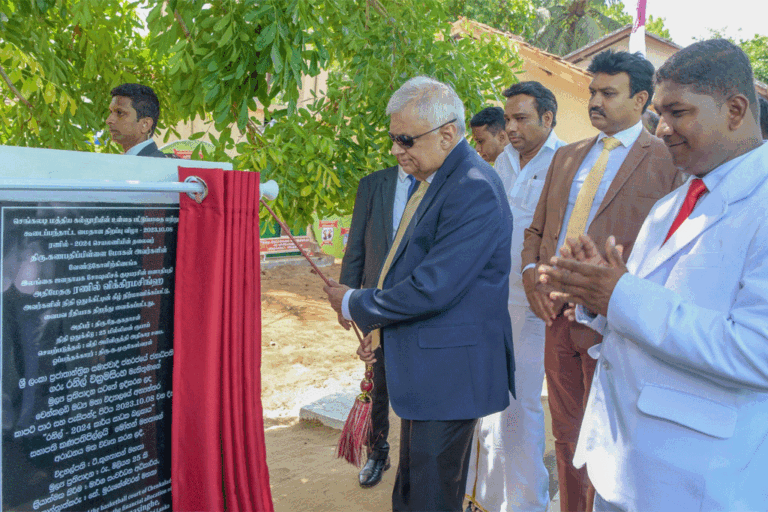 මහවැලි ව්‍යාපාරයෙන් මඟහැරුණු මහවැලි ඒ හා බී කලාප දෙක සංවර්ධනයට පියවර – ජනපති