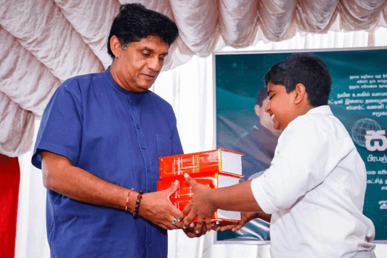 රජයට ශ්‍රී පාදස්ථානයට වඩා මැදමූලන වලව්ව සහ එහි කුමාරවරුන් උතුම් වෙලා – විපක්ෂ නායක සජිත් (VIDEO)