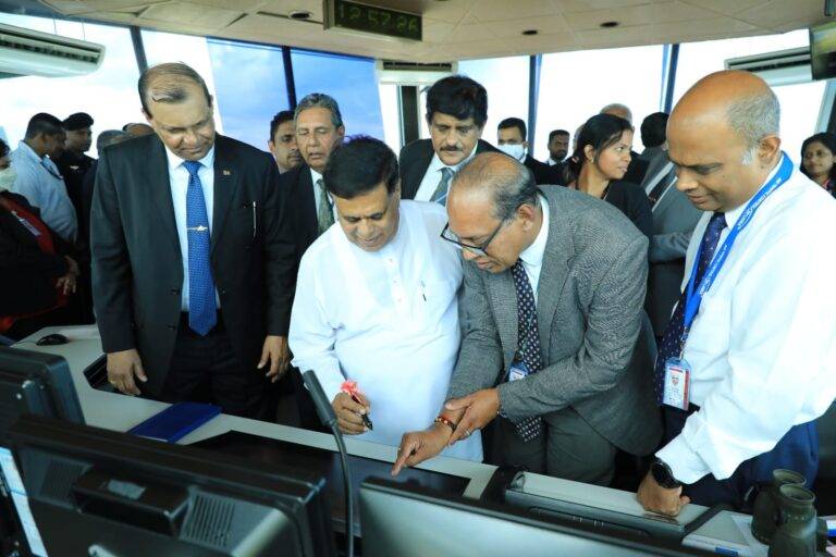 ගුවන් ගමන් පාලක හිඟයට විසඳුමක් ලෙස ගුවන් ගමන් කටයුතු ඩිජිටල්කරණට!