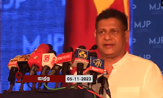 මම රාජපක්ෂලාගේ අගුපිල්වල රිංගපු මිනිහෙක් නෙමෙයි – දිලිත් කියයි