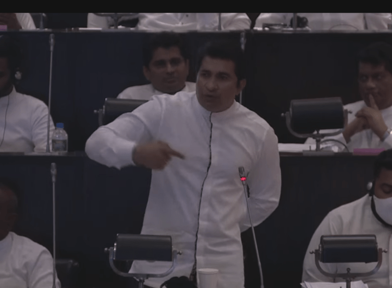 විධායකයට සහ සාගලට ඇමති රොෂාන්ගෙන් දැඩි චෝදනා