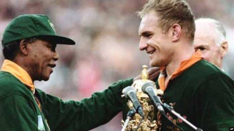 මැන්ඩෙලාමය රගර් සිහිනයේ විහිදුම සියා කොලිසි දක්වා