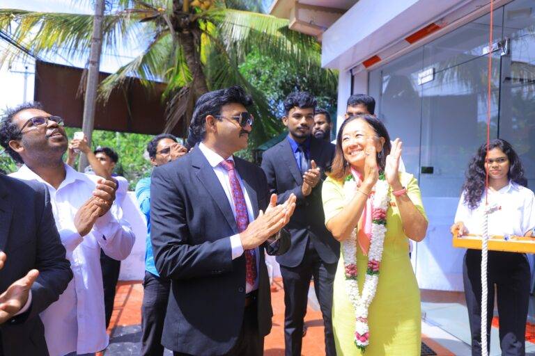 ඇමරිකන් ihub මඩකලපුවේ දී විවෘත වෙයි!
