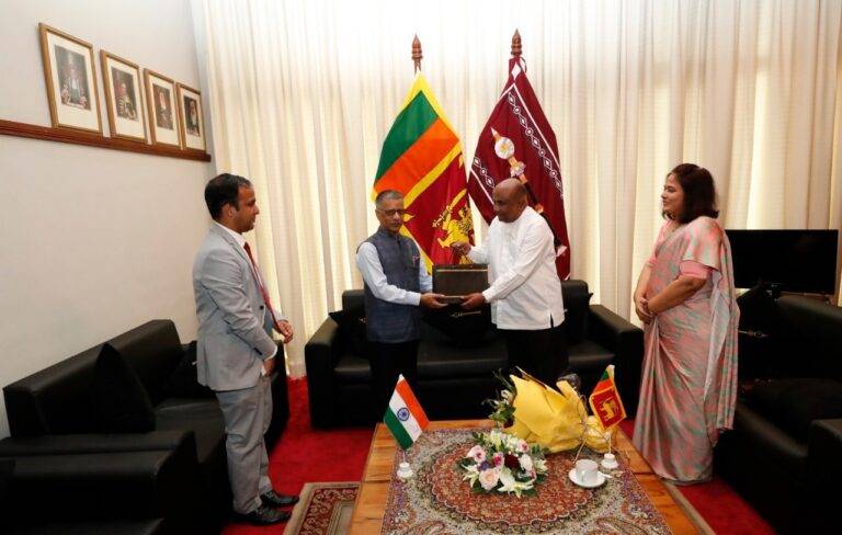 සිය සේවා කාලය අවසන් කර දිවයිනෙන් පිටව යාමට සැරසෙන ශ්‍රී ලංකාවේ ඉන්දීය මහ කොමසාරිස් ගෝපාල් බාග්ලේ!