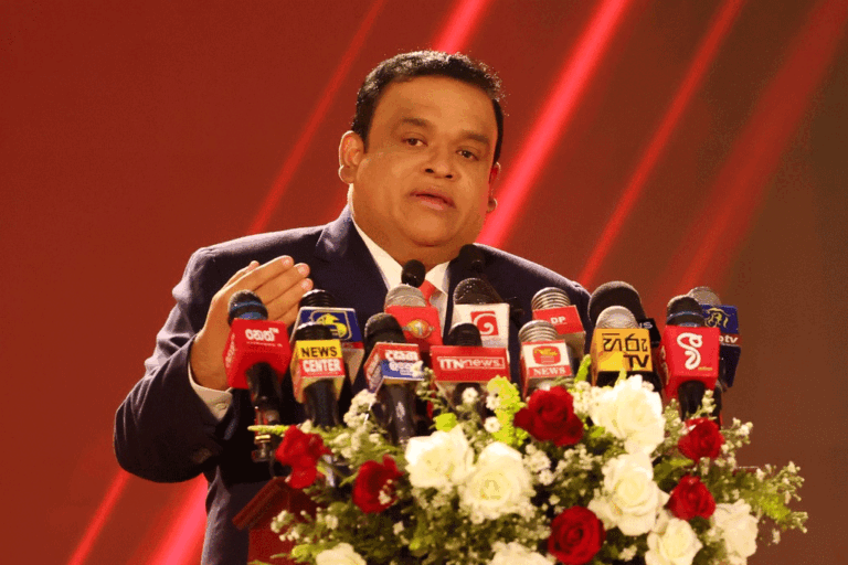 ධම්මිකගෙන් සිලිකන් වැලී අයි.ටී. ඔෆීස් …