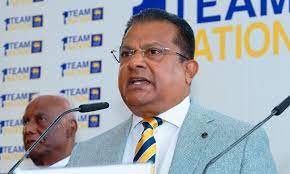 ලෝක කුසලාන පරාජයට වගකිව යුත්තේ ඇමතියි ලෙජන්ඩ් කෙනෙකුයි