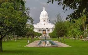 කොළඹ මහා නගර සභාවට නැවතත් හිමිවුණු විහාරමහාදේවී උද්‍යානය!