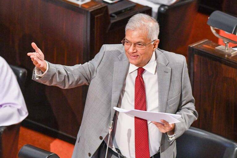 ජනාධිපතිටත් ක්‍රිකට් විතරයි