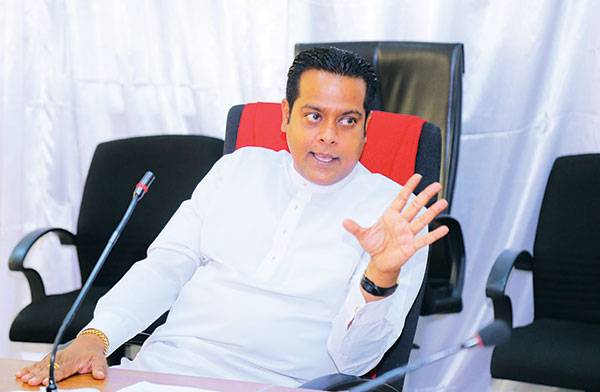 සනත් නිශාන්තට වුනු දේ!