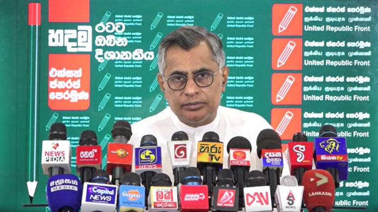 මහින්ද ජූලම්පිටියේ අමරේලා, වම්බොට්ටලා සමඟ සිදුකළ දේශපාලනය ඊයේ පාර්ලිමේන්තුවේත් රඟ දැක්වූවා – චම්පික