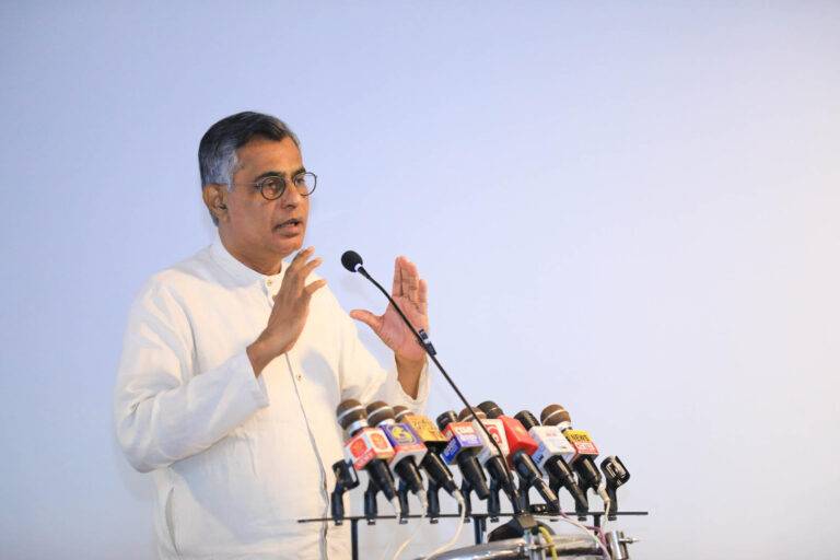 කාබන් විමෝචනයෙන් විදේශීය ණය ගෙවන්නේ කොහොමද?