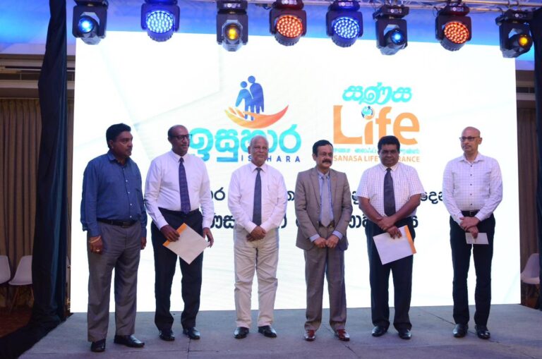මධ්‍යම පළාතේ පාසල් වල පවා සමූපකාර ව්‍යාපාරය ප්‍රචලිත වී ඇතැයි ආණ්ඩුකාරවරයා කියයි.