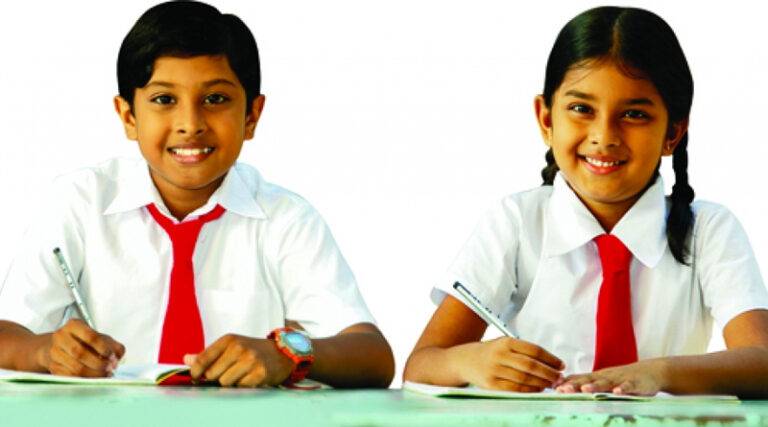 රුපියල් මිලියන 2,250 ක් පාසල් සිසුන්ගේ පාවහන්, තිළිණපත් වෙනුවෙන්!