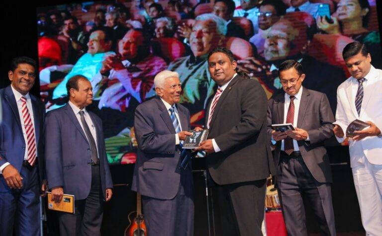 ක්‍රිකට් ප්‍රේමය රටේ වපුල සිංහ නාදය – ප්‍රේමසර ඈපාසිංහ