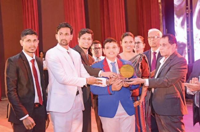 නව නිපැයුමේ හොඳම නිර්මාණය රුහුණු විශ්වවිද්‍යාලයේ ආචාර්ය මණ්ඩලයෙන් !