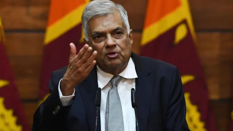 හොරකම් කරලා හිරේ ගිය අයත් මට ඡන්දෙ දෙයි. චෝදනා තියෙන අයව ප්‍රතික්ෂේප කිරීම ජනතාවගේ වැඩක්, මගේ වැඩක් නෙවෙයි – ජනපති