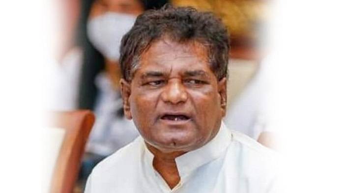 පාර්ලිමේන්තු කාරක සභාවලින් මන්ත්‍රී විමලවීර ඉවත්වෙයි!