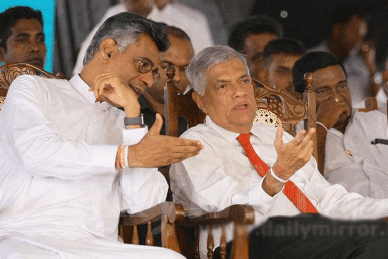 ජනපති රනිල්ගේ පළමු මනාපය මටයි – චම්පික කියයි !