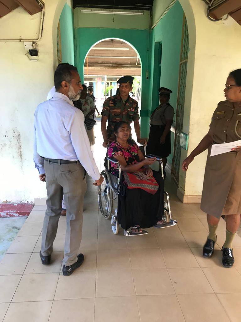 සෞඛ්‍ය සේවක දීමනා ප්‍රශ්නය විසදන්න ඇමති දෙපළ සාකච්ජාවකට!