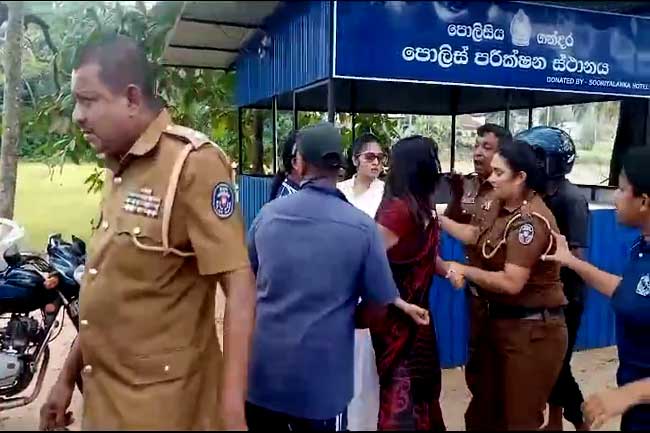 පොලිසියට චන්ඩිකම් දැමූ කත ගන්දර පොලීසිය විසින් අත්අඩංගුවට!