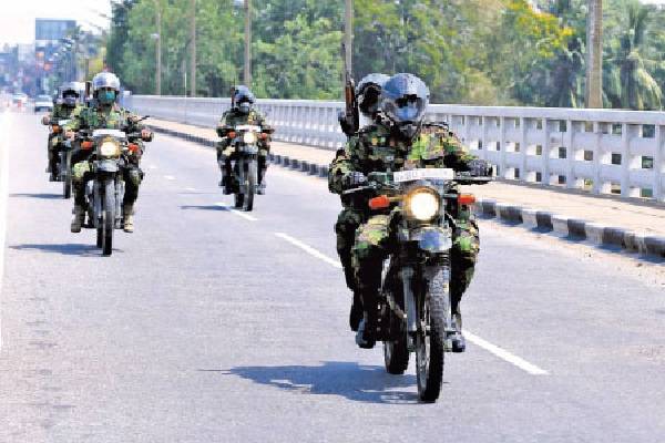 කොස්ගොඩ සුජීගේ ගෝලයෝ සෙට්එක හොයන්න පොලිස් මෙහෙයුමක්!