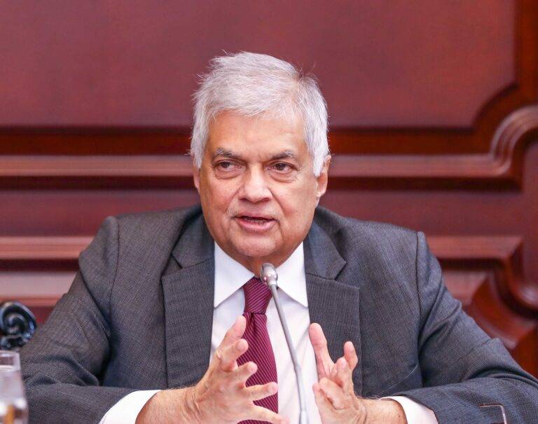 ජනාධිපතිවරයා ඩාවෝස් ව්‍යාපාරික සංසදය ඇමතීමට සූදානමක්!