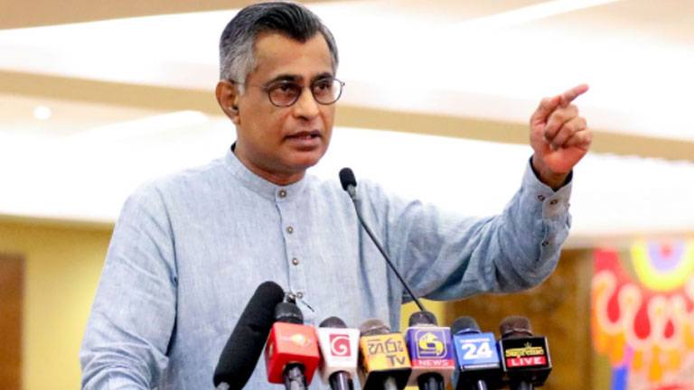 අවනීතික රටක සමාජ මධ්‍යයේ කටවහන්න දෙන්න බැහැ!